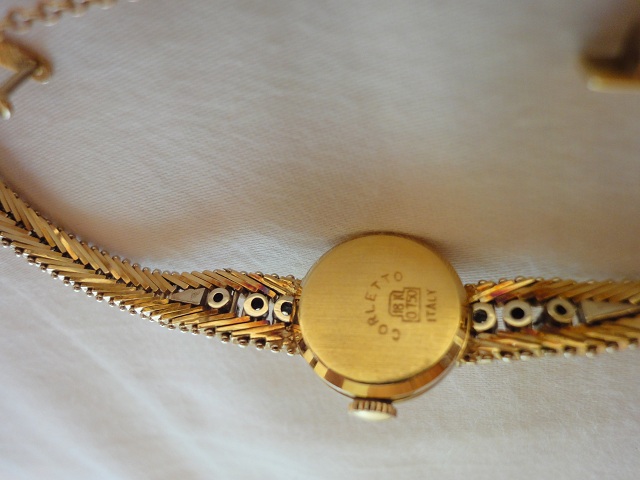 watch back
